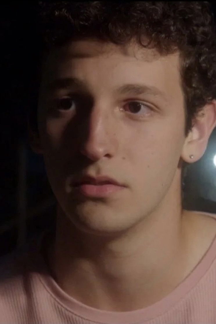 Guili Arenzon backdrop