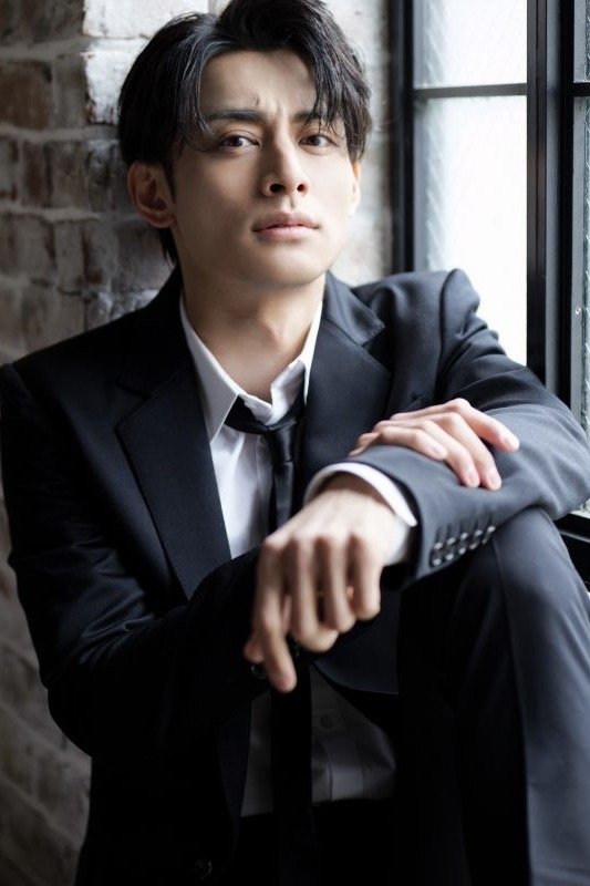 Yuta Tachibana backdrop