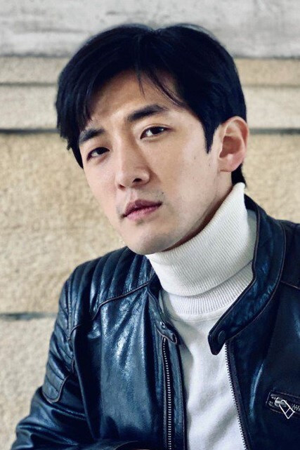 Chung Cheng-chun backdrop