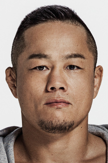 Hiroyuki Takaya backdrop