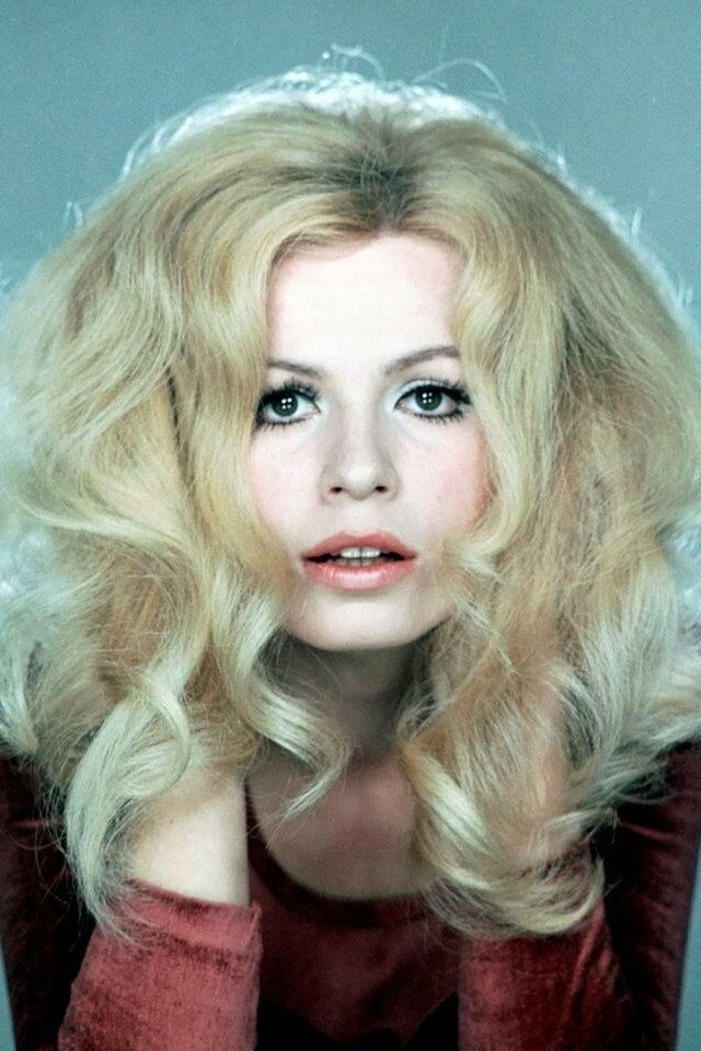 Irena Karel backdrop