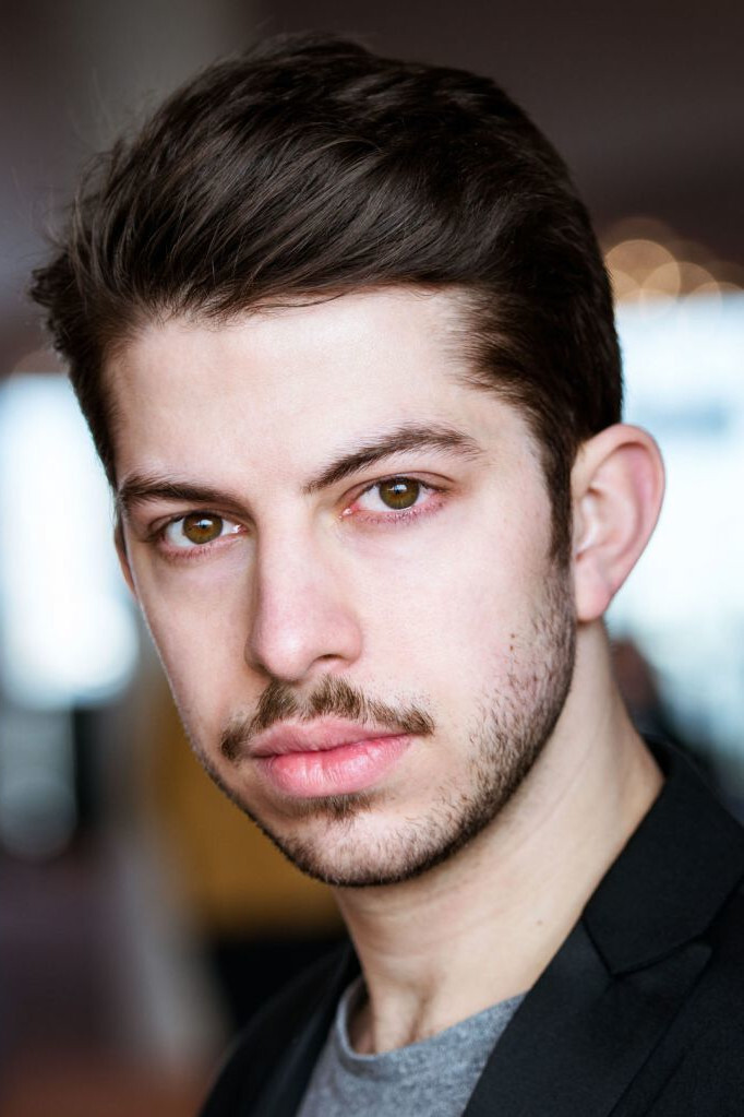 Delio Malar backdrop