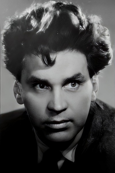 Pyotr Omelchenko backdrop