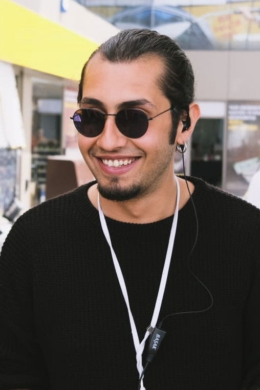 Berk Ali Çekmez backdrop