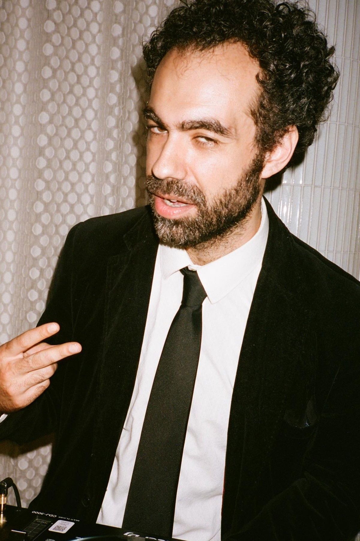 Richard Melkonian backdrop