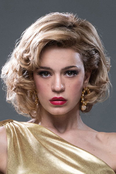 Traiana Anania backdrop