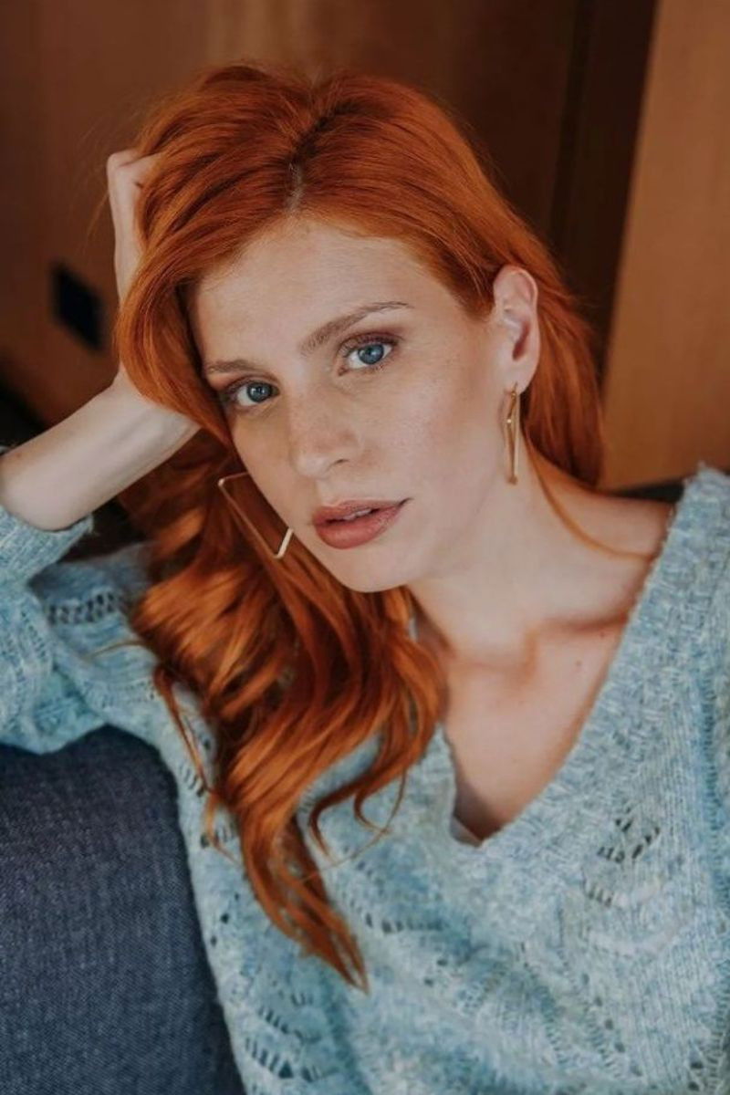 Vicky Jorge backdrop