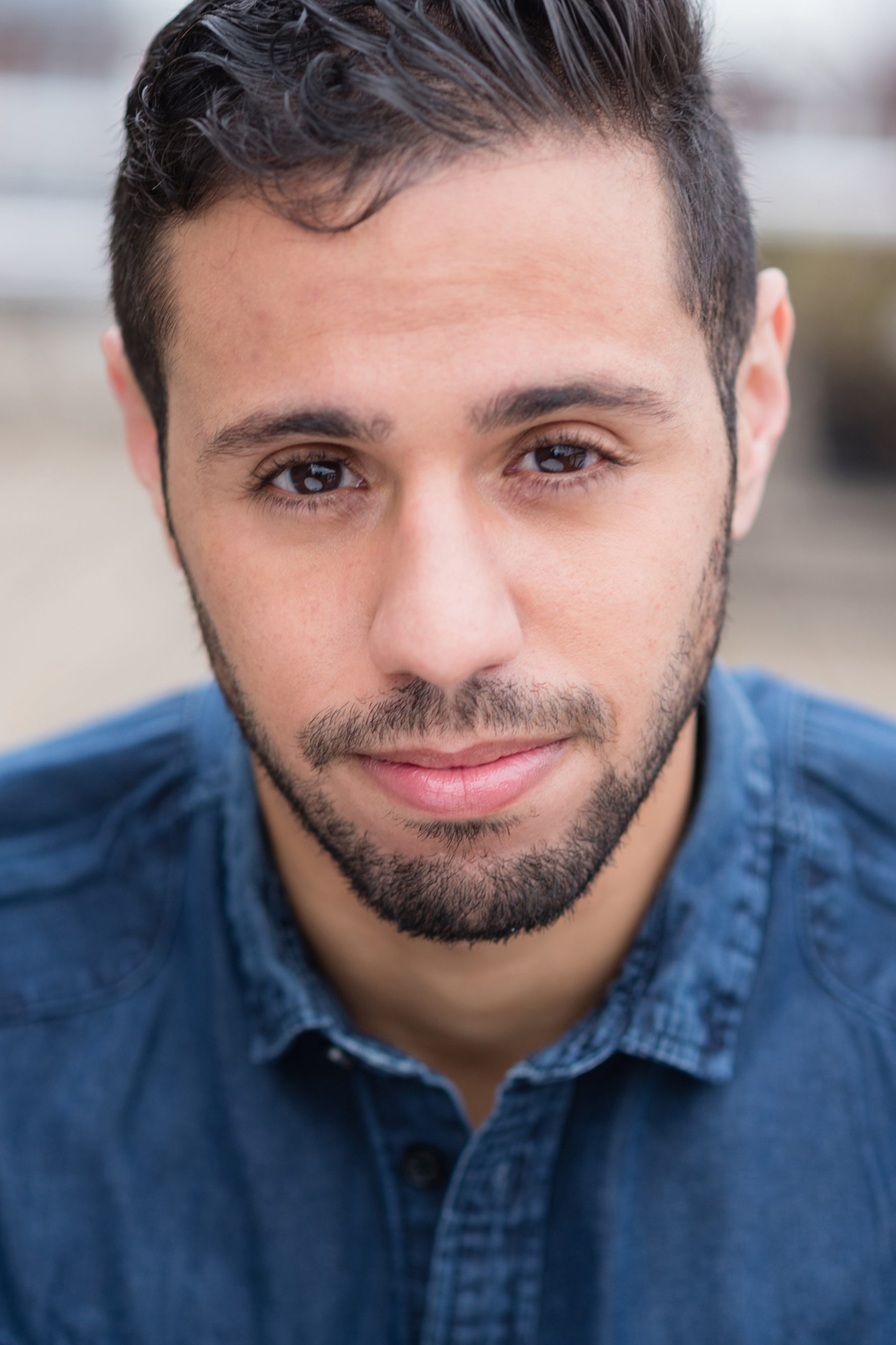 Elohim Peña backdrop