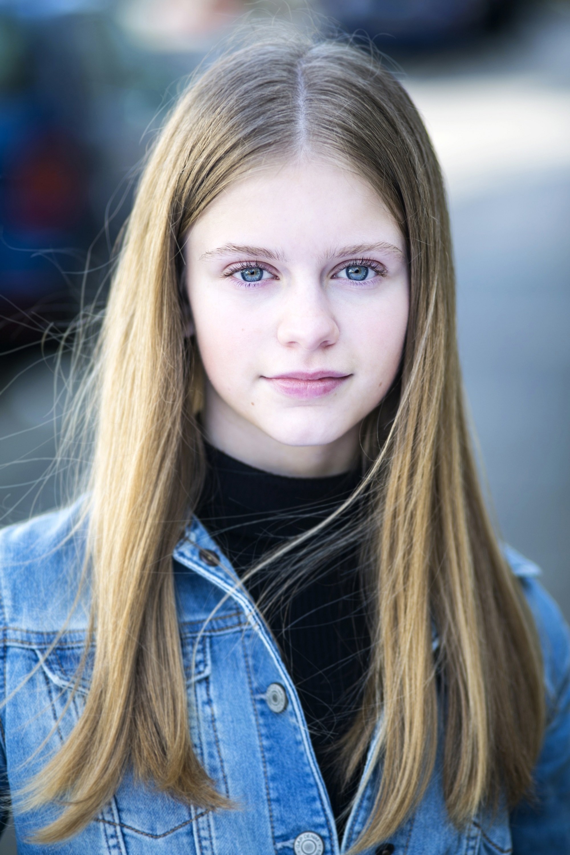 Poppie Boyes backdrop