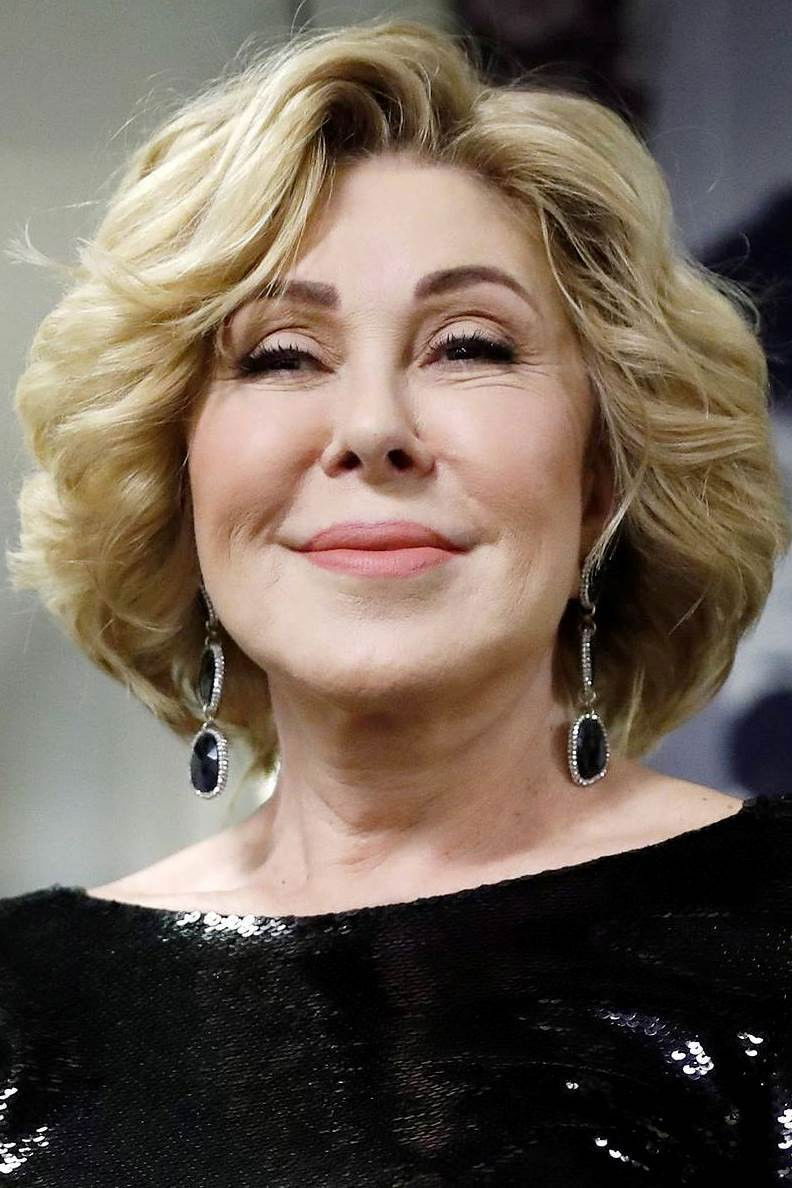 Lyubov Uspenskaya backdrop