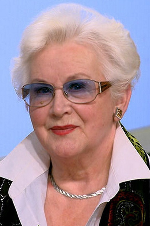 Anna Shatilova backdrop