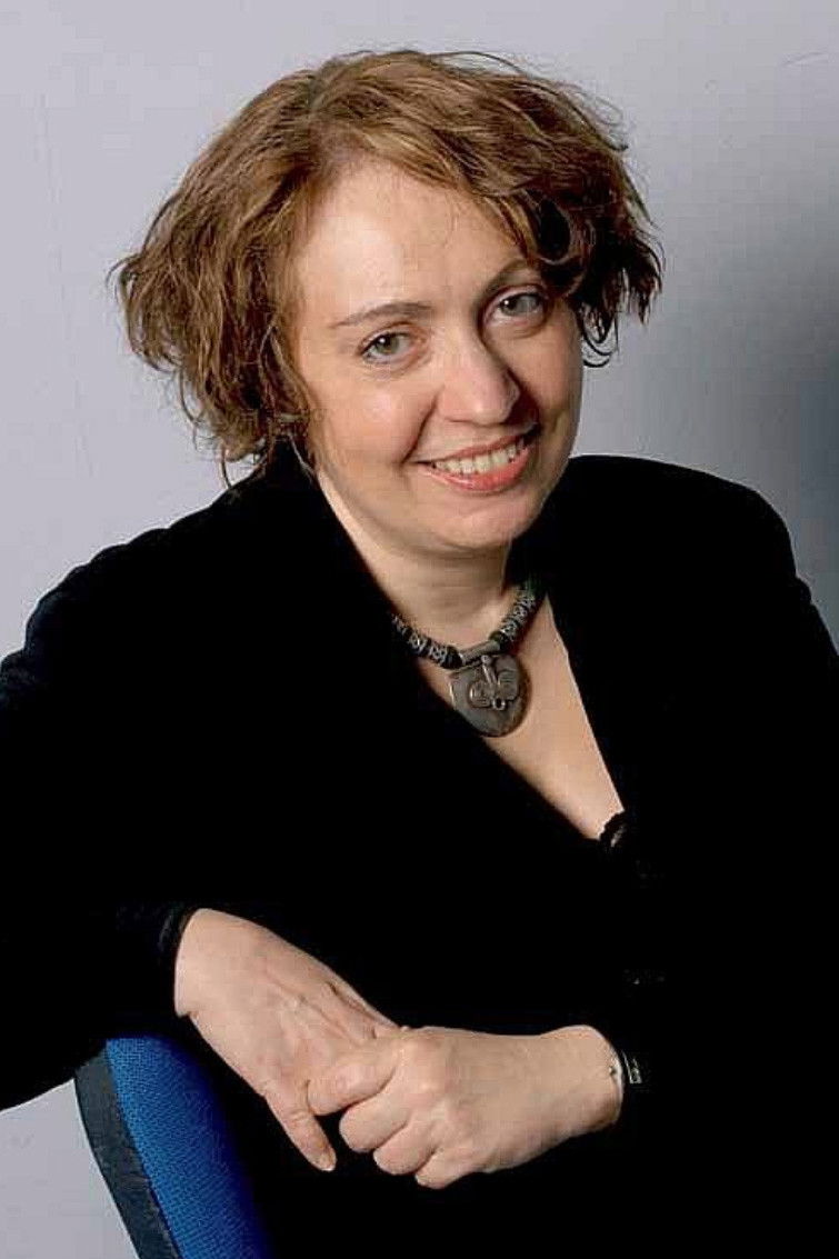 Ekaterina Dyogot backdrop