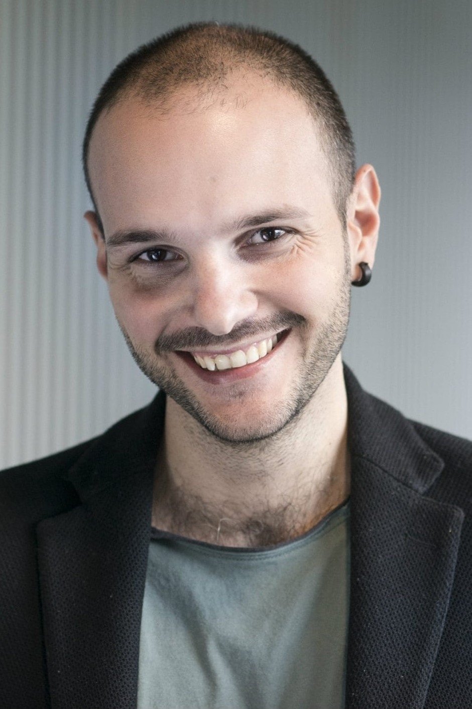 Davide Serino backdrop