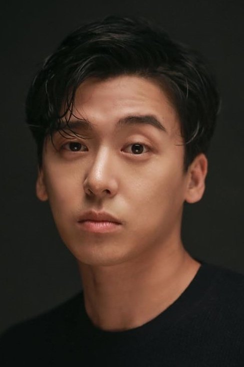 Im Too-chul backdrop