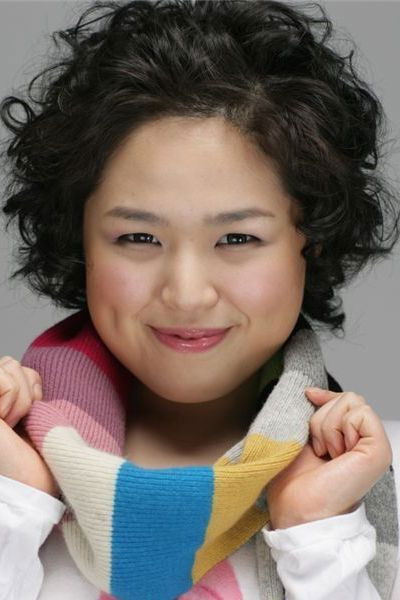 Son Hwa-ryeong backdrop