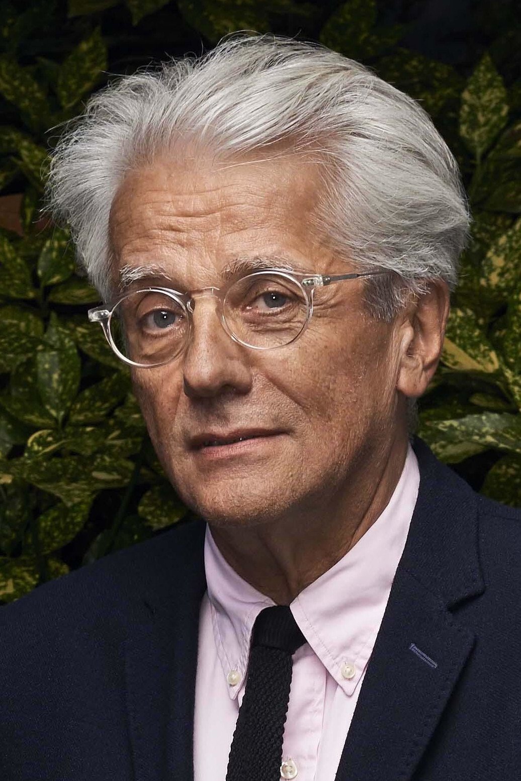 Pascal Perrineau: Paskal Perrinó backdrop