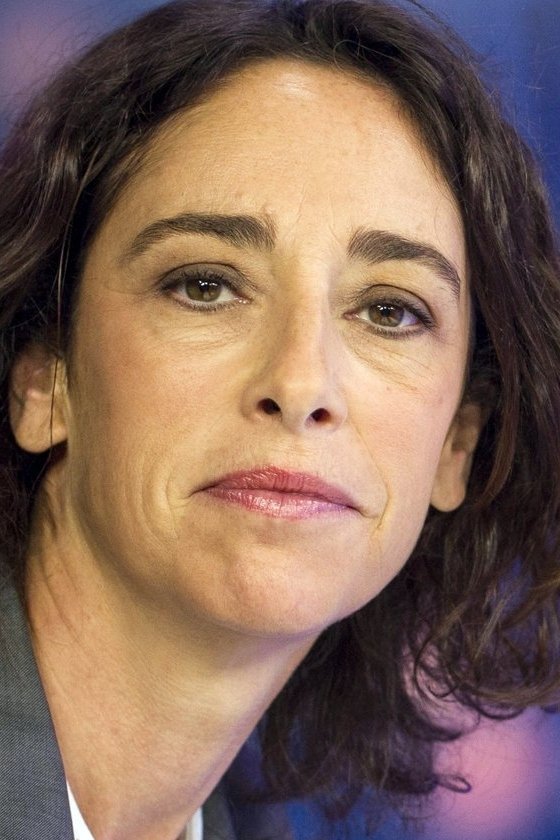 Claire Lajeunie backdrop