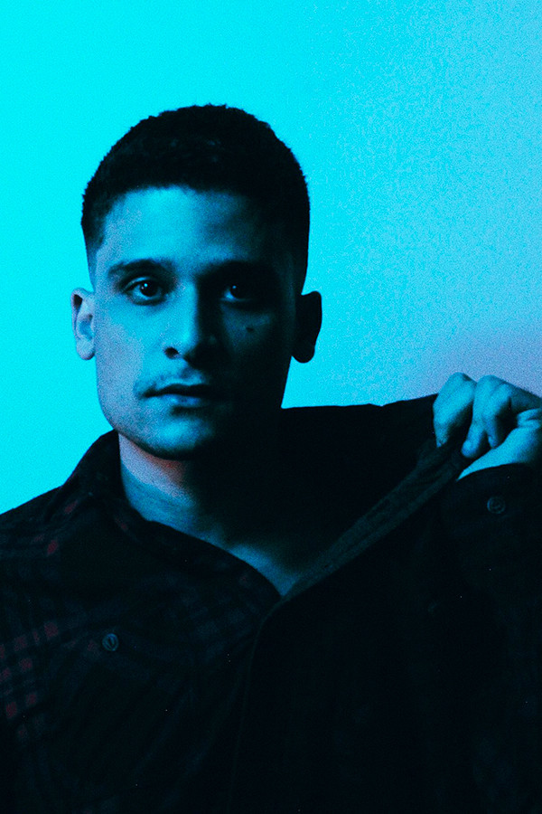 Gabriel Oliveira backdrop