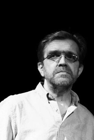 Leons Leščinskis backdrop