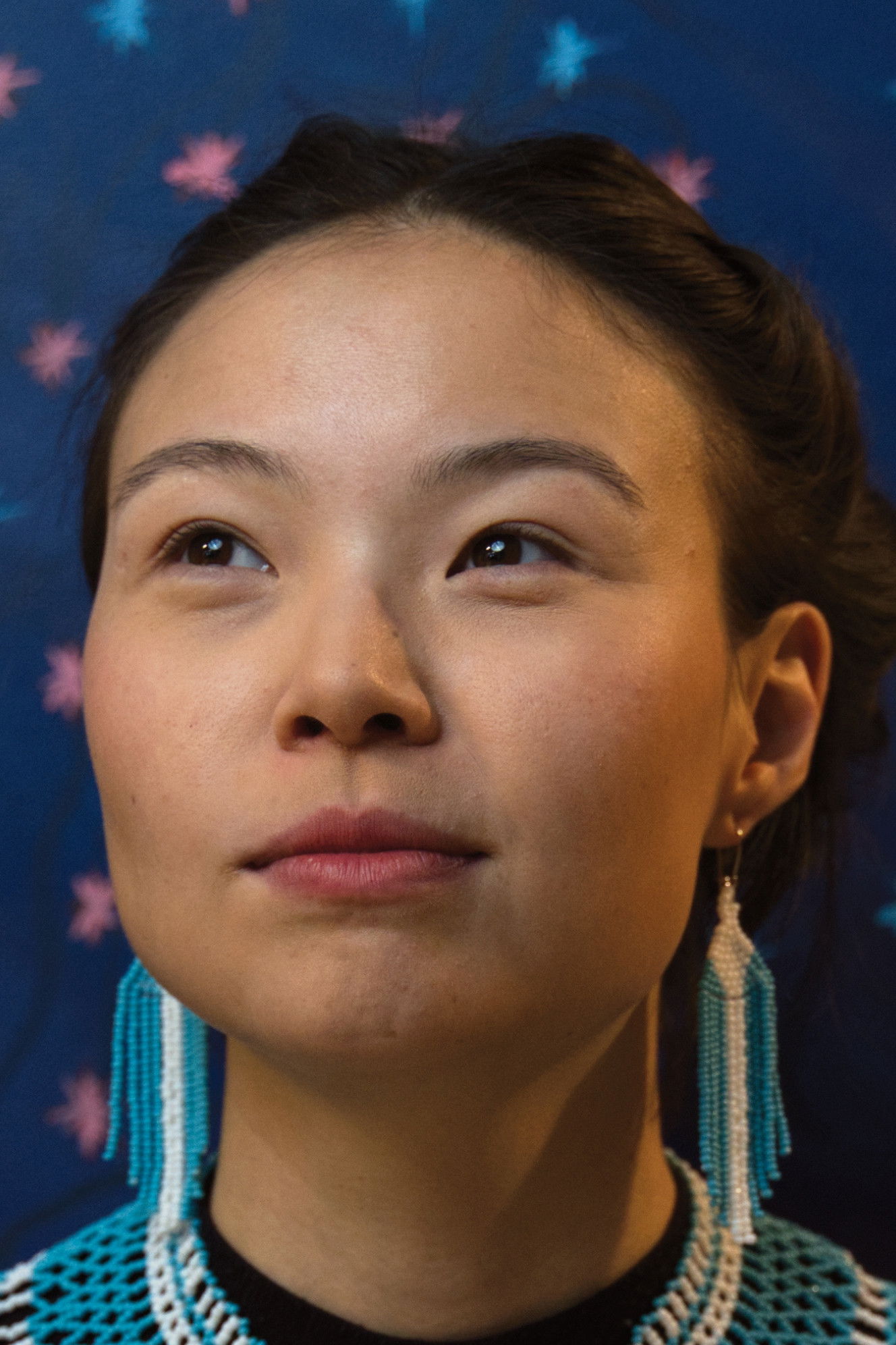 Berda Larsen backdrop