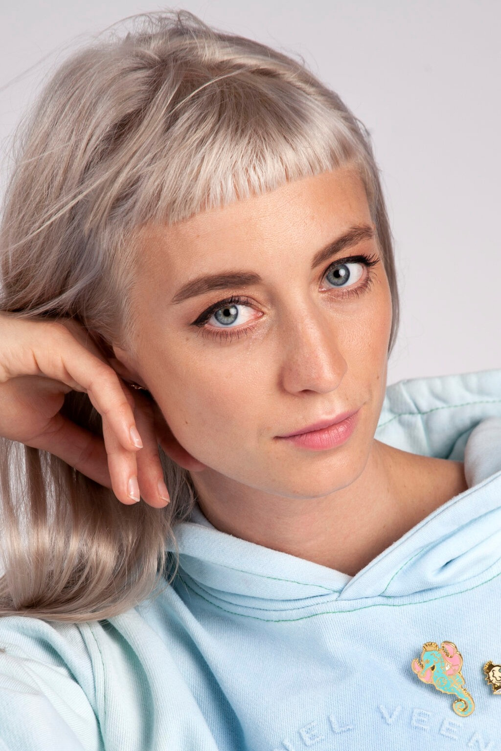 Adele Thele Robam backdrop