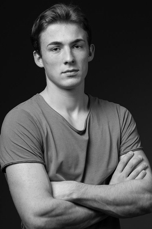 Matīss Ozols backdrop