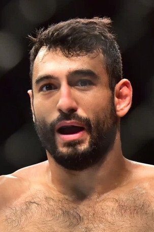 Antônio Arroyo backdrop