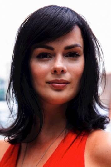 Lauren Messervey backdrop