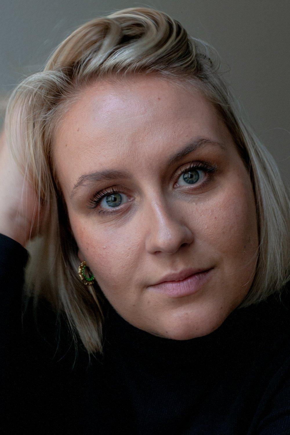 Mathilde Eusebius backdrop