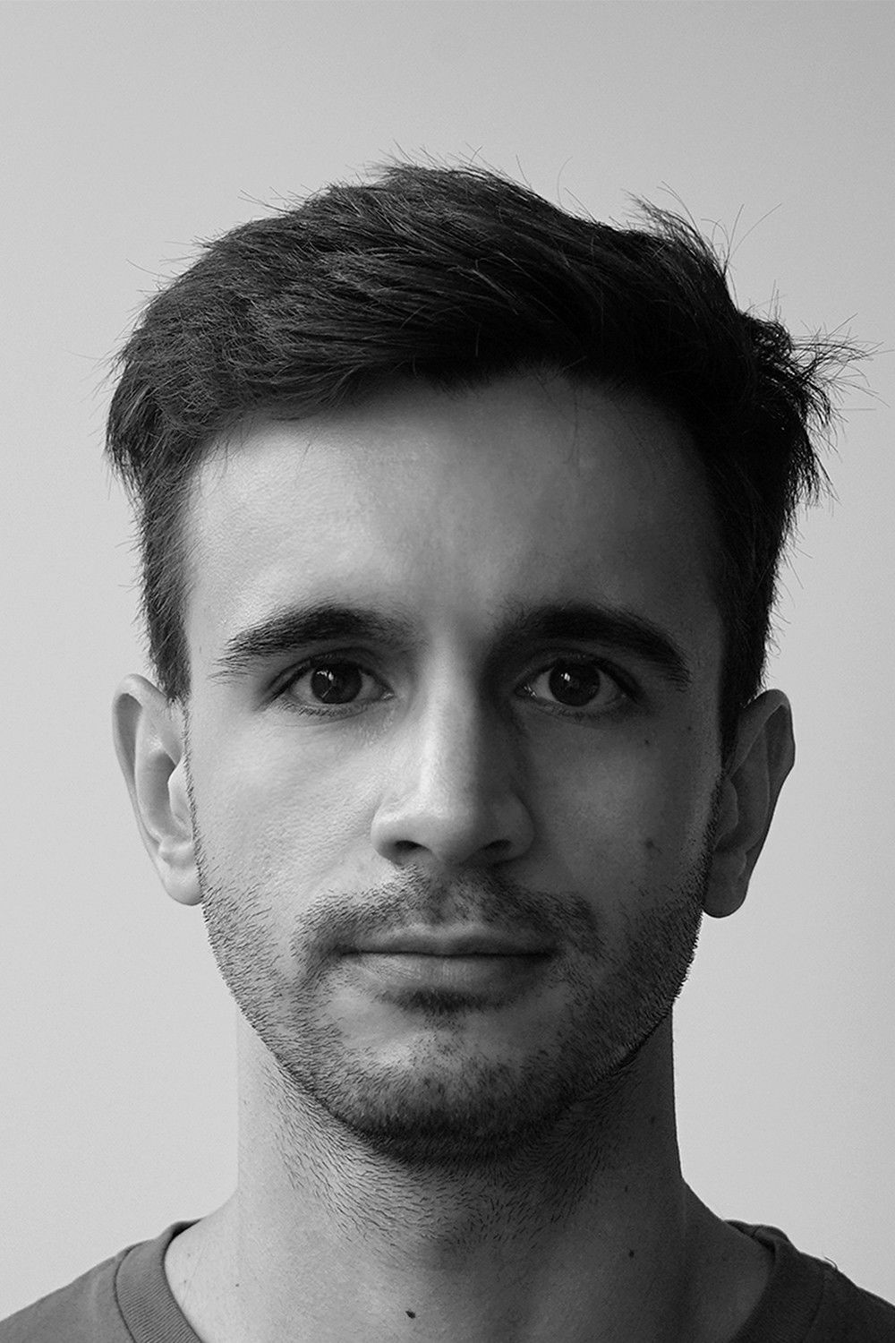 João Estrada backdrop