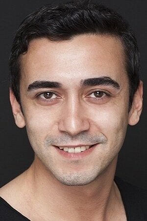 Münir Can Cindoruk backdrop