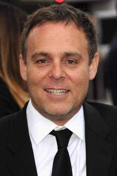 Bryan Burk: Brjan Bërk backdrop