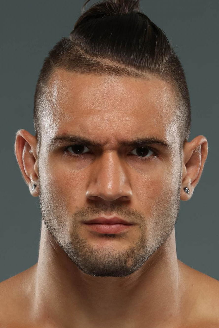 Christos Giagos backdrop