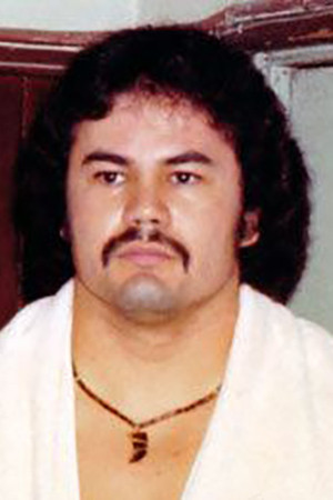 Alberto Madril backdrop