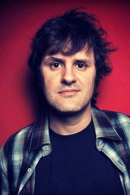 Andrés Ciro Martínez backdrop