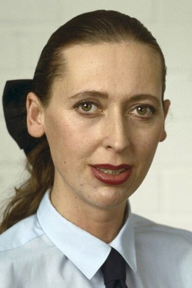 Dela Maria Vaags backdrop