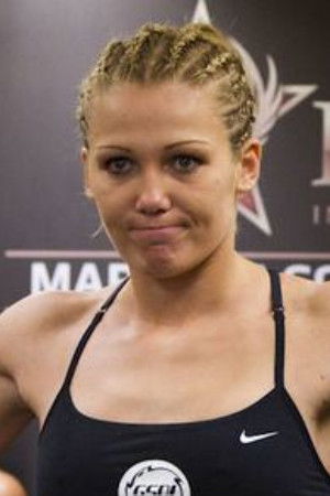 Romy Ruyssen backdrop