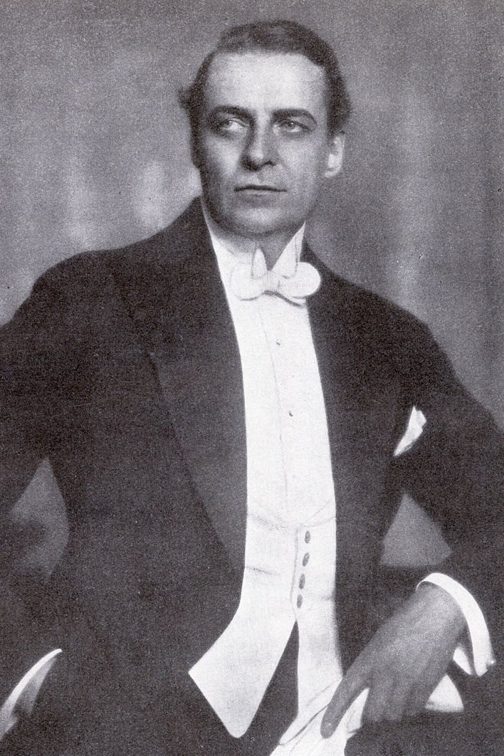 Gunnar Tolnæs backdrop