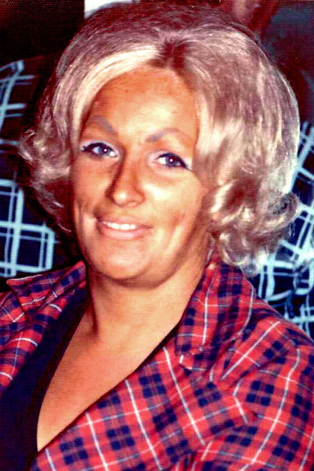 Tanya Lee Pope backdrop