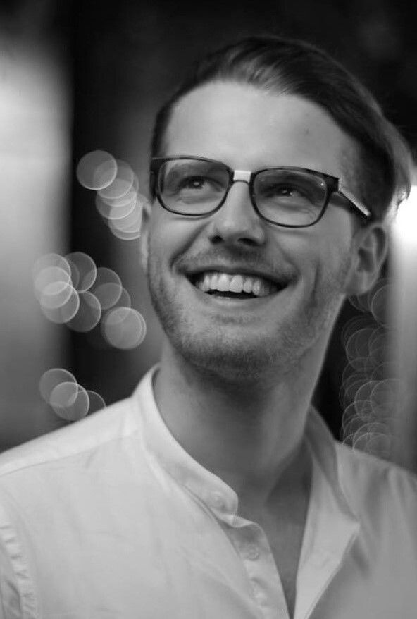 Reinis Boters backdrop