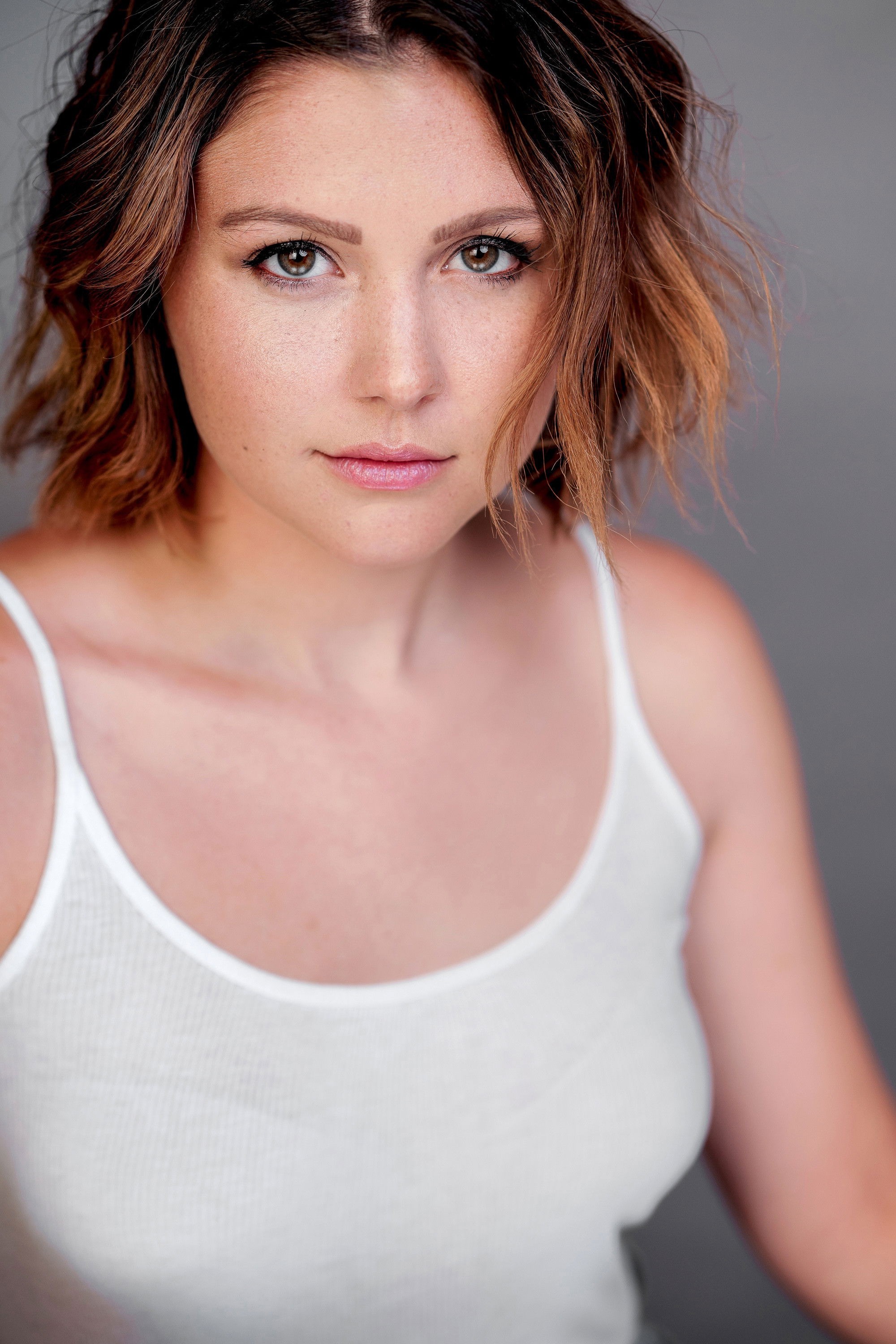 Ginny O'Keefe backdrop