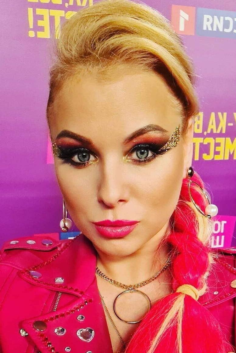 Liene Greifāne backdrop