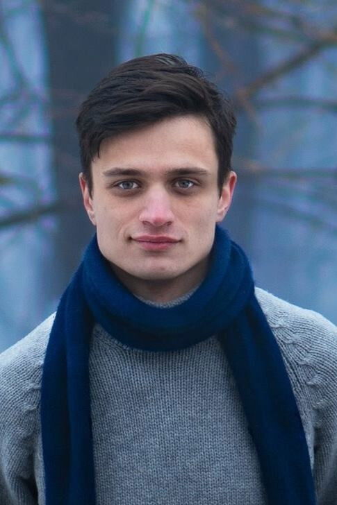 Anton Chystiakov backdrop