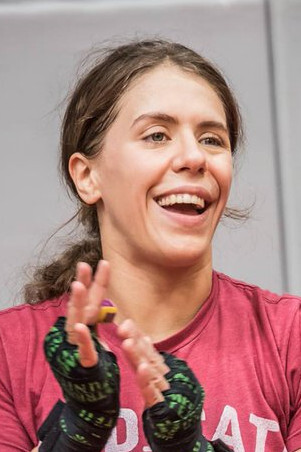 Serena DeJesus backdrop