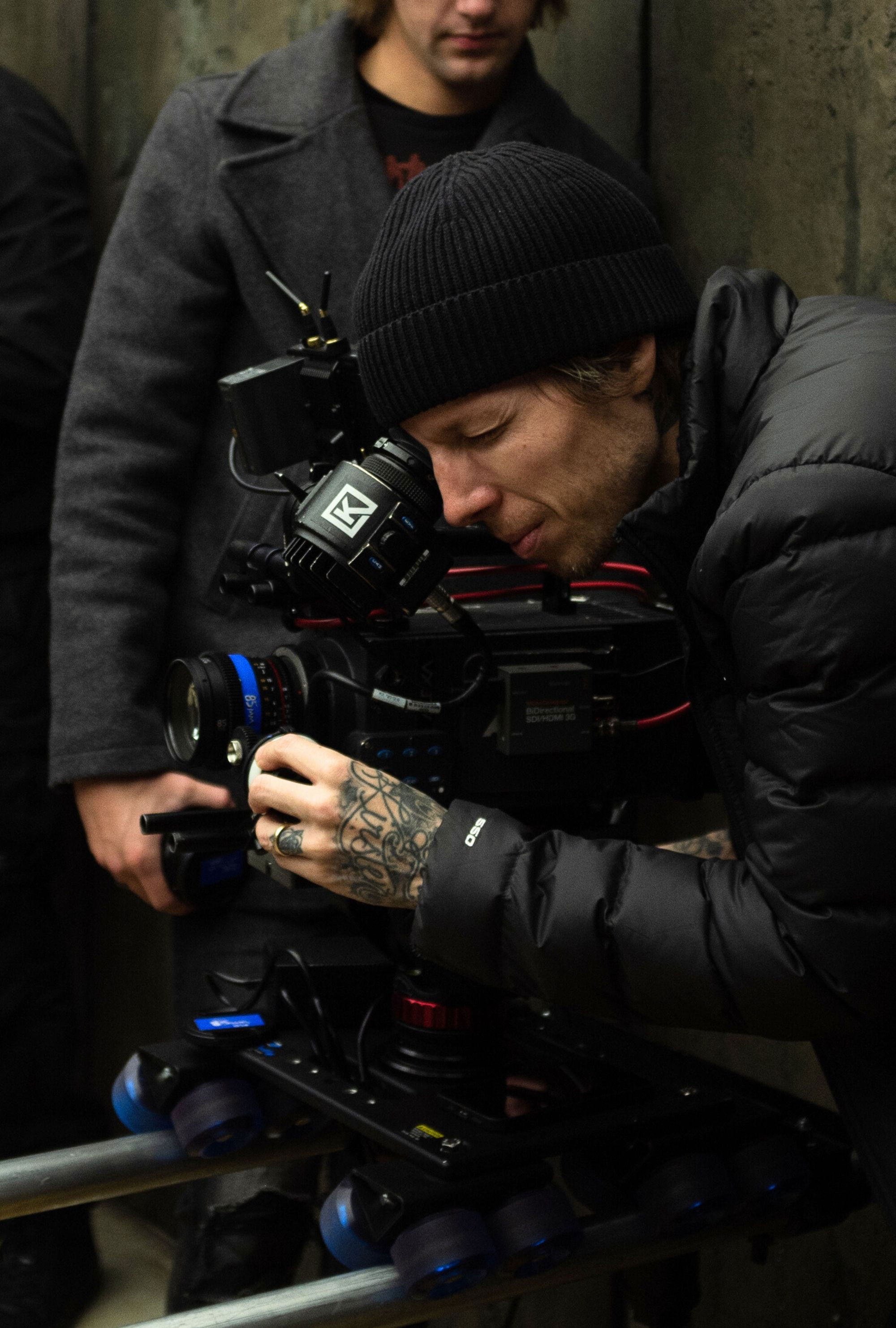 Shon Hagvel backdrop