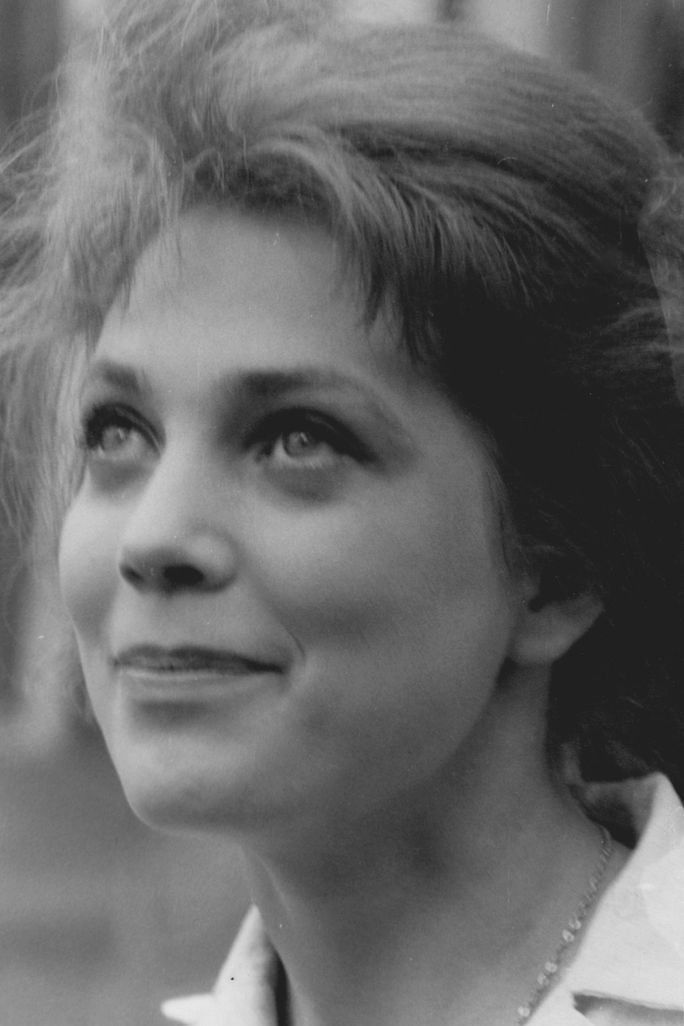 Astrīda Vecvagare backdrop