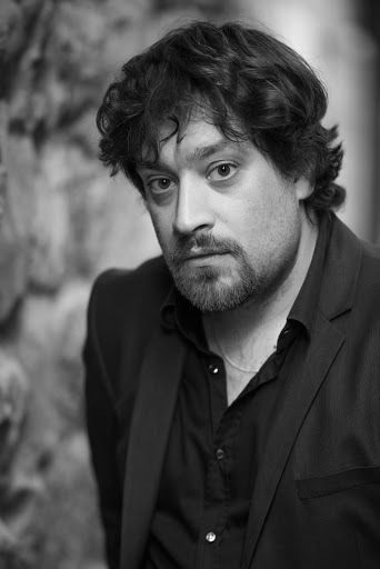 Riccardo Goretti backdrop