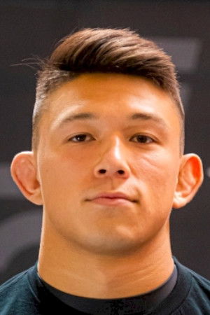 Kody Steele backdrop