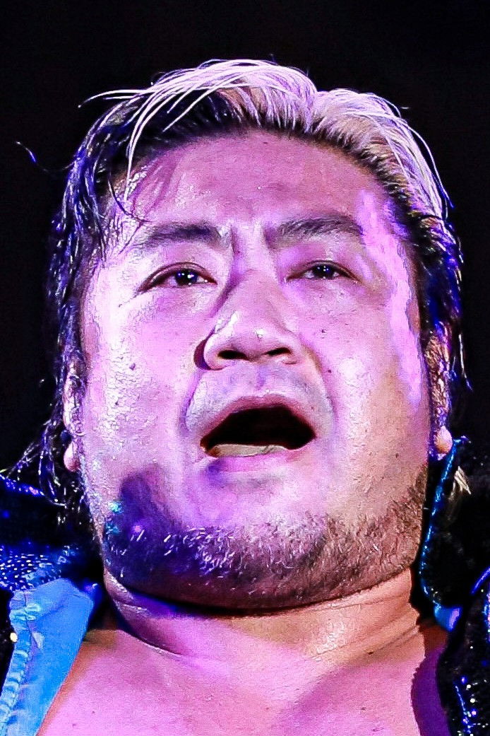 Kohei Suwama backdrop