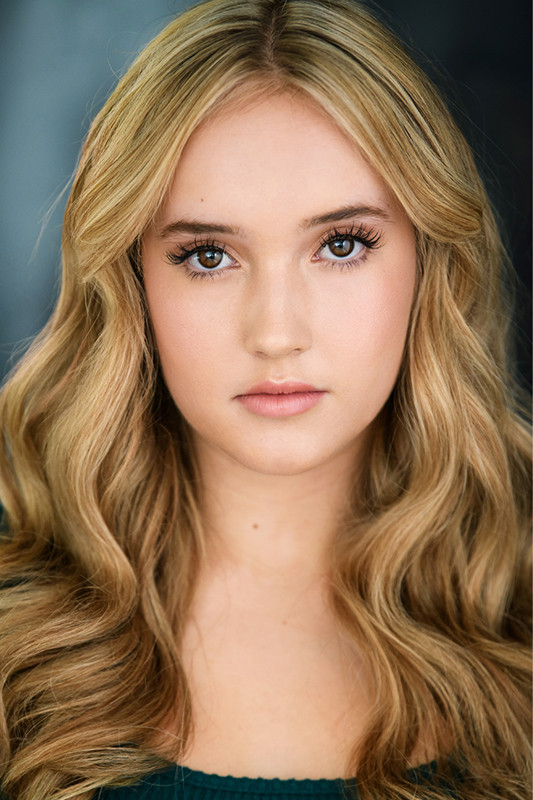 Ella Fraley backdrop